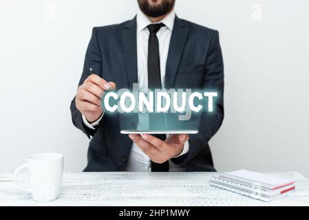 Firma mostrare condotta, approccio aziendale modo in cui un'organizzazione o un'attività è gestita o diretta presentando Smar Communication Technology Foto Stock