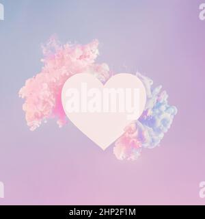 Sfondo creativo astratto a forma di cuore al neon con spazio per la copia. Forma a cuore bianco vuoto in nuvole di vernice bianca in luce neon rosa. Mini neon Foto Stock