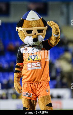 Warrington, Inghilterra - 17 Febbraio 2022 - Castleford Tigers mascotte durante la Rugby League Betfred Super League Round 2 Warrington Wolves vs Castleford Tigers allo stadio Halliwell Jones di Warrington, Regno Unito Dean Williams Foto Stock