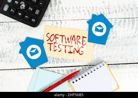 Scrittura di testo visualizzazione Software Testing, Word for Investigation fornire informazioni sulla qualità di IT preparazione piani casa, Home Investment Id Foto Stock