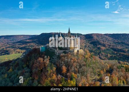 Burg Hohenzollern auf der schwäbischen Alb, Luftbild Foto Stock