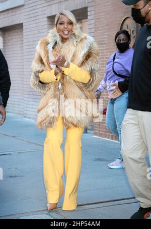 New York, NY, USA. 18th Feb 2022. Mary J. Blige visto a ABC's The View promuovere il suo nuovo album Good Morning Gorgeous 18 febbraio 2022 a New York City. Credit: RW/Media Punch/Alamy Live News Foto Stock