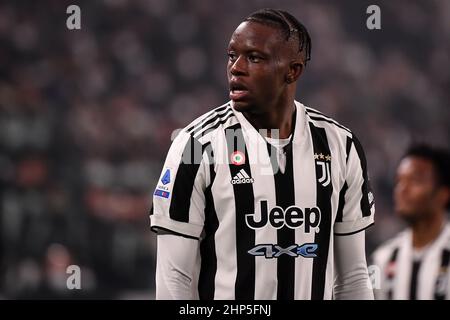 Torino, Italia. 18th Feb 2022. Denis Zakaria del Juventus FC durante la Serie A 2021/2022 partite di calcio tra Juventus FC e Torino FC allo stadio Juventus di Torino (Italia), 18h febbraio 2022. Foto Federico Tardito/Insidefoto Credit: Ininsidefoto srl/Alamy Live News Foto Stock