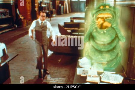 GHOSTBUSTERS 1984 Columbia Pictures film con Rick Moranis e il fantasma Slimer, voce b di Ivan Reitman Foto Stock