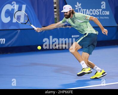 Florida, Stati Uniti. 18th Feb 2022. Febbraio, 18 - Delray Beach: Rielly Opelka (USA) suona Adrian Mannarino (fra) nei quarti di finale del Delray Beach Open 2022 entro il Vitacost.com. Il 18 febbraio 2022 a Delray Beach, Florida. Credit: Andrew Patron/MediaPunch Credit: MediaPunch Inc/Alamy Live News Foto Stock