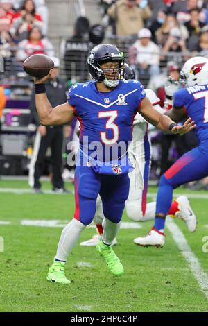 Il quarterback dei Seattle Seahawks Russell Wilson della NFC lanciò un passaggio durante il Pro Bowl 2022 contro la AFC all'Allegiant Stadium, domenica 6 febbraio 2022, a Las Vegas. La AFC sconfisse la NFC 41-35. (Kevin Terrell/immagine dello sport) Foto Stock