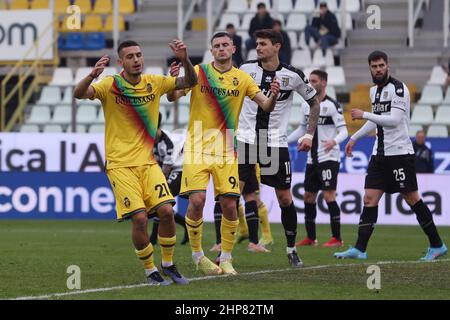 Parma, Italia. 19th Feb 2022. Anthony Partitilo (Ternana Calcio) gestures durante Parma Calcio vs Ternana Calcio, partita di calcio italiana Serie B a Parma, Italia, Febbraio 19 2022 Credit: Independent Photo Agency/Alamy Live News Foto Stock