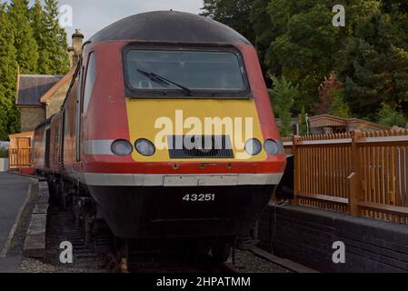 Ex East Midlands Railway HST Intercity 125 auto elettriche in deposito a Arley Station, Severn Valley Railway, Worcs, Regno Unito Foto Stock