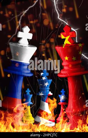 us, taiwan, ucraina vs russia e cina bandiere dipingono sopra il re degli scacchi. 3D illustrazione. World War 3 concetto Foto Stock