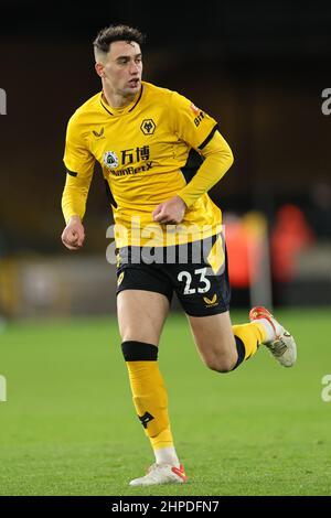 WOLVERHAMPTON, REGNO UNITO. FEB 19TH. Maximilian Kilman of Wolves durante la partita della Premier League tra Wolverhampton Wanderers e Leicester City a Molineux, Wolverhampton domenica 20th febbraio 2022. (Credit: James Holyoak | MI News ) Credit: MI News & Sport /Alamy Live News Foto Stock