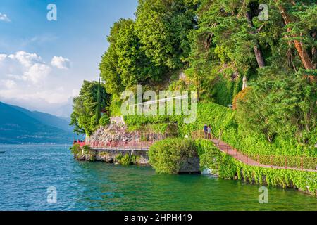 Varenna, il borgo lombardo degli amanti sul lago di Como Foto Stock