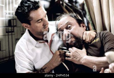 GOODFELLAS 1990 Warner Bros. Film con Robert De Niro a sinistra e Chuck Low Foto Stock