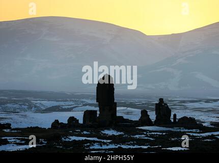 Kars, Istanbul, Turchia. 20th Feb 2022. Ani Ruins, Ani è un sito medievale armeno in rovina e disabitato situato nella provincia turca di Kars, Turchia (Credit Image: © Serkan Senturk/ZUMA Press Wire) Foto Stock