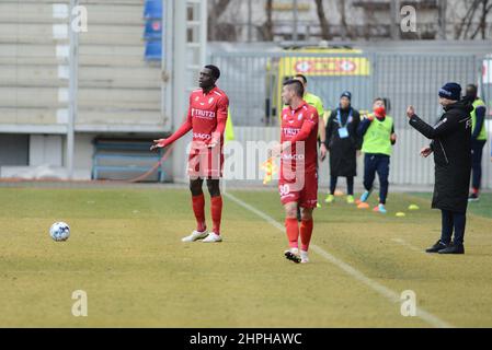 Joyskim Aurélien Dawa Tchakonte è un calciatore cameroniano che attualmente gioca in Romania per il FC Botoșani Foto Stock