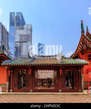 Singapore - 13 settembre 2019: Thian Hock Keng, il più antico tempio buddista del popolo hokkien in paese costruito per adorare Mazu, una dea del mare cinese Foto Stock