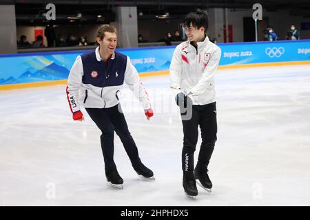 (Da L a R) Jason Brown (USA), Yuma Kagiyama (JPN), 16 FEBBRAIO 2022 - Pattinaggio a figure : pratica aggiuntiva maschile durante la vittoria olimpica di Pechino 2022 Foto Stock