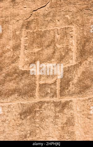 I petroglifi sul ranch McConkie nella forchetta asciutta del canyon di Ashley nello Utah settentrionale sono stati scolpiti nella pietra arenaria dalla gente della coltura di Fremont Foto Stock