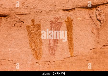 Il Flying Carpet Pictograph Panel è un pannello di arte rupestre dipinto in stile Barrier Canyon in un canyon remoto nel Canyonlands National Park dello Utah. È es Foto Stock