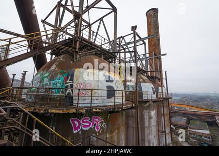 Forni ad altiforni chiusi e abbandonati HFB a Liegi, Belgio Foto Stock