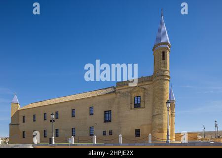 L'Università di Osuna visto dal lato Foto Stock