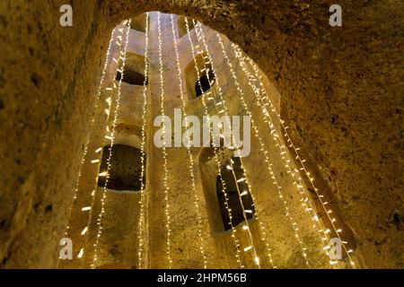 Pozzo di San Patrizio, San Patrizio di San Patrizio fu costruito dall'architetto-ingegnere Antonio da Sangallo il giovane tra il 1527 e il 1537, 248 gradini, Orvieto Foto Stock