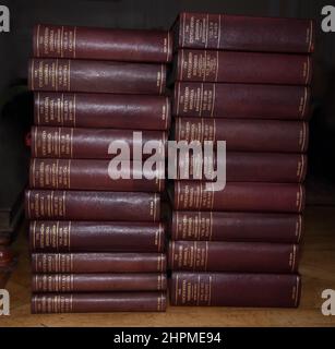 Volumi di pelle Bound Encyclopedia Britannica Serie 11th Edition Foto Stock