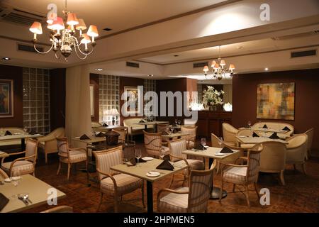 Ristorante chic, Mystique St Lucia di Royalton, Rodney Bay, Gros Islet, Saint Lucia, Windward Islands, Antille minori, Antille Occidentali, Mar dei Caraibi Foto Stock