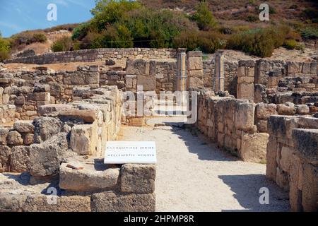 Rovine di case ellenistiche in antico sito archeologico di Kamiros Rhodes Grecia Foto Stock