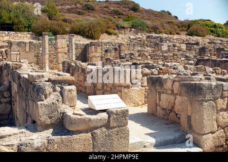Rovine di case ellenistiche in antico sito archeologico di Kamiros Rhodes Grecia Foto Stock