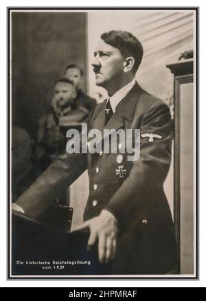 Adolf Hitler sul podio dando il suo famoso discorso di guerra al Reichstag 1-9-1939 Berlino nazista Germania Foto Stock