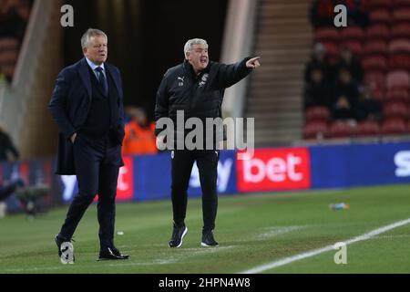 MIDDLESBROUGH, REGNO UNITO. FEB 22nd West Bromwich Albion manager Steve Bruce durante la partita Sky Bet Championship tra Middlesbrough e West Bromwich Albion al Riverside Stadium di Middlesbrough martedì 22nd febbraio 2022. (Credit: Mark Fletcher | MI News) Credit: MI News & Sport /Alamy Live News Foto Stock