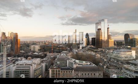 Vista della città di Londra da Moorgate, Londra Foto Stock