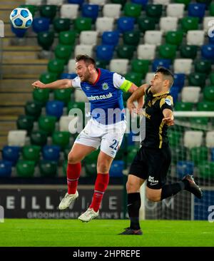 Jamie Mulcrew - Linfield Vs Larne nella Danske Bank Premiership, martedì 8th febbraio 2022 a Windsor Park, Belfast. Foto Stock