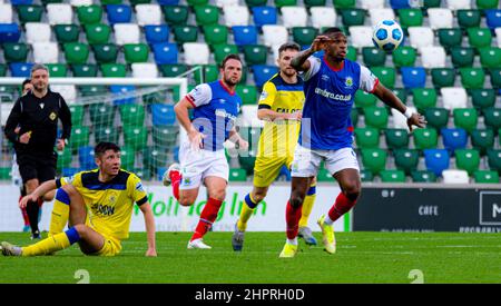 Christy Manzinga - Linfield Vs Dungannon Swifts in the Danske Bank Premiership, sabato 30th ottobre 2021 a Windsor Park, Belfast. Foto Stock