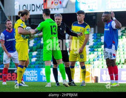 Christy Manzinga - Linfield Vs Dungannon Swifts in the Danske Bank Premiership, sabato 30th ottobre 2021 a Windsor Park, Belfast. Foto Stock