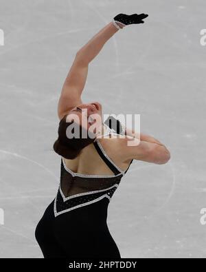 Pechino, Hebei, Cina. 15th Feb 2022. Josefin Taljegard (SWE) nel breve programma di pattinaggio femminile durante i Giochi Olimpici invernali di Pechino 2022 al Capital Indoor Stadium. (Credit Image: © David G. McIntyre/ZUMA Press Wire) Foto Stock