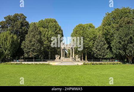 Fontana delle fiabe, Schulenburg Park, Neukoelln, Berlino, Germania Foto Stock