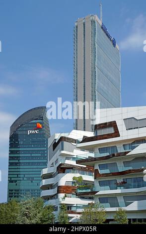 Torre PwC o PricewaterhouseCoopers di Daniel Libeskind, Torre Allianz di Arata Isozaki, complesso residenziale appartamento di Zaha Hadid, quartiere CityLife Foto Stock