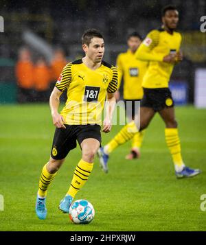 Raphael Guerreiro (BVB) Borussia Dortmund - Borussia Mönchengladbach 20.02.2022, Fussball, BundesligaSaison 2021 2022 Foto: Moritz Müller Copyright Foto Stock