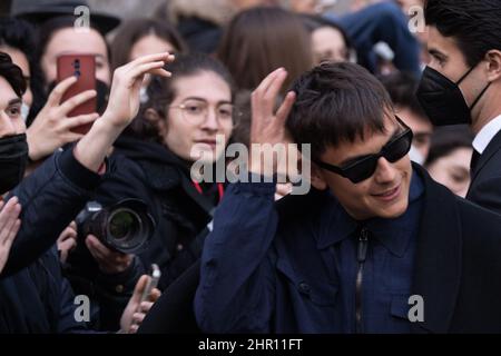 Paulo Dybala è presente alla sfilata Emporio Armani durante la settimana della Moda di Milano Autunno/Inverno 2022/2023 il 24 febbraio 2022 a Milano. Foto: Cinzia Camela. Foto Stock