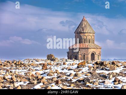 Le rovine di ANI furono la capitale dei governanti armeni della dinastia Pakraduni tra il 961 e il 1045. 11 e 12. C'è anche una certa architettura islamica da Foto Stock