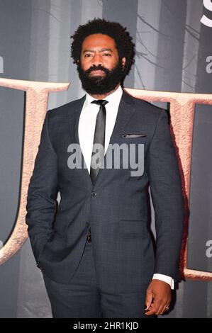 Nicholas Pinnock si è esibito nella Stagione “Outlander” 6 Premiere Costumi esposti al Royal Albert Hall, Londra UK il 24th 2022 febbraio. Foto Stock