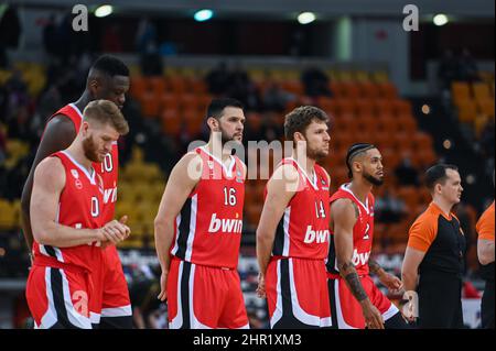 ATENE, GRECIA - FEBBRAIO 24: Olympiacos Pireo in azione durante la gara della stagione regolare Eurolega Turkish Airlines 27 tra Olympiacos Pireo e AX Armani Exchange Milano allo Stadio della Pace e dell'amicizia il 24 febbraio 2022 ad Atene, Grecia. Credit: Stefanos Kyriazis/Alamy Live News Foto Stock