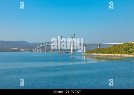 Peljesac Ponte di Croazia in cantiere. Collegare l'exclave sudorientale della Croazia al resto della Croazia bypassando la Bosnia-Erzegovina Foto Stock