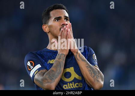 Roma, Lazio. 24th Feb 2022. Galeno di Porto durante la partita Europa League tra SS Lazio e Porto allo stadio Olimpico di Roma, 23rd febbraio 2022. Fotografo01 credito: Agenzia indipendente di foto/Alamy Live News Foto Stock