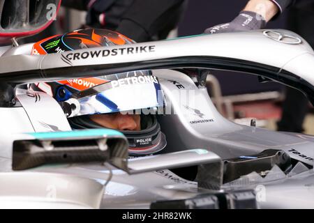 25th febbraio 2022 ; circuito Barcelona Catalunya, Barcellona, Spagna: Formula 1 , test pre-stagione; George Russell (GBR) Mercedes AMG Petronas Formula uno Team Foto Stock