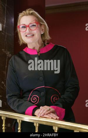 Madrid, Spagna. 25th Feb 2022. Il cantante lirico Ainhoa Arteta presenta un concerto al Teatro Zarzuela di Madrid. Credit: SOPA Images Limited/Alamy Live News Foto Stock