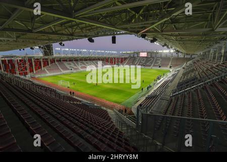 Bucarest, Romania - 25 febbraio 2022: Panoramica dello stadio Giulesti di Bucarest. Foto Stock