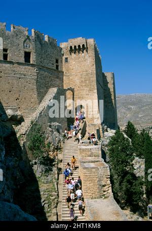 Acropoli di Lindos, ingresso, Isola di Rodi, Dodecaneso, Grecia, Europa Foto Stock