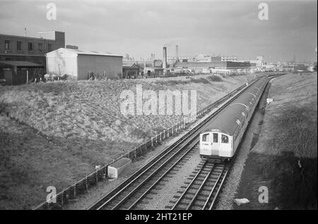 Crime Scene in Acton where the body of Bridget O'Hara was found 16th February 1965.The body  was discovered in between fence and brick hut near the embankment of the Central Line, Westfields Road, North Acton. (Top Left of picture)  Bridget O'Hara was a confirmed victim of serial killer known as 'Jack the Stripper' who was operating in London 1964-1965 and killed 6-8 women prostitutes & dumped their bodies around london or in the River Thames. Foto Stock